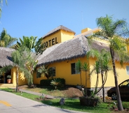 Exterior 7 Zar Colima