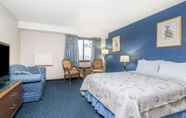 Kamar Tidur 6 Knights Inn Litchfield