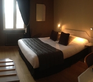 Bedroom 5 Hotel de la Marne