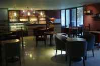 Bar, Kafe, dan Lounge Kingtown Riverside Hotel Plaza Shanghai