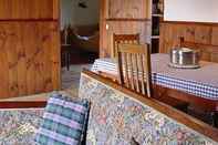 Phòng ngủ Blackwood Park Cottages