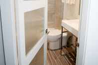 Toilet Kamar Duffin Cove Oceanfront Lodging