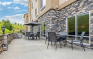 Common Space 7 Fairfield Inn & Suites by Marriott Slippery Rock