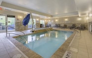 Hồ bơi 4 Fairfield Inn & Suites by Marriott Slippery Rock