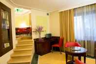 Sảnh chức năng Artemis Hotel