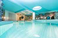 Swimming Pool Hotel Alpenhof Postillion