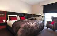 Kamar Tidur 5 Harbour Hotel Guildford