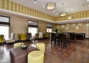 Lobby 4 Comfort Inn & Suites I-10 Airport