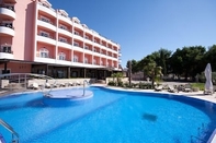 Swimming Pool Hotel Miramare