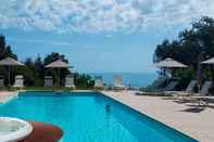 Swimming Pool Villa Lattanzi