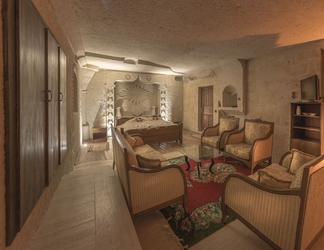 Lobi 2 Castle Cave Hotel