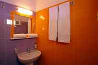 Toilet Kamar Hotel Mylos