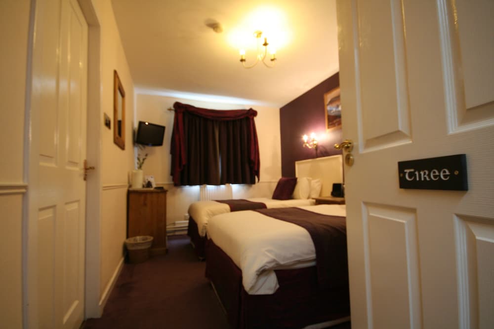 Bedroom 7 The Galley of Lorne Inn