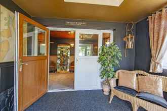 Lobby 4 The Galley of Lorne Inn