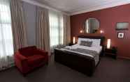 Kamar Tidur 4 The Clarendon Hotel