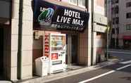 Exterior 2 HOTEL LiVEMAX Higashi-Ueno