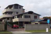 Exterior Boatshed Motel Apartments