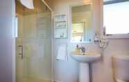 Toilet Kamar 6 Bendamere House Bed & Breakfast