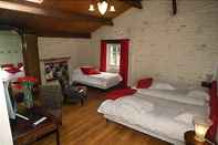Bedroom La Rochelle Lodge