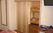 Kamar Tidur 5 Europa Annex