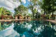 Kolam Renang Breeze Holiday Parks - Mary River