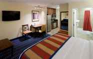 Bedroom 6 TownePlace Suites Tucson Williams Centre