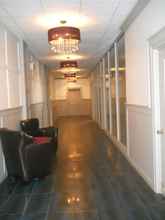 Lobby 4 Travelodge by Wyndham Trois-Rivieres