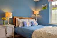 Bedroom Lobhill Farmhouse