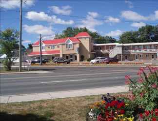 Exterior 2 Thriftlodge by Wyndham Moncton