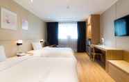 Bilik Tidur 4 Reborn Suwon Silkroad Hotel