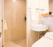 Toilet Kamar 3 Nishitetsu Hotel Croom Hakata