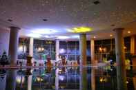 Kolam Renang Radisson Hotel Tianjin Aqua City