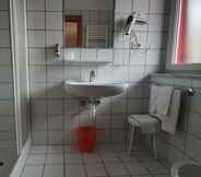 In-room Bathroom 6 Hotel Villa Adria B&B