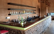 Bar, Cafe and Lounge 5 African Hills Safari Lodge & Spa