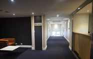 Lobi 3 Sydney Airport Suites