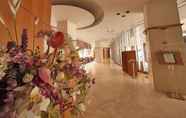 Lobi 2 Hotel Route-Inn Gotanda