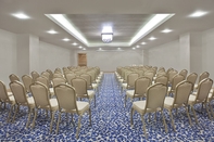 Functional Hall Divan Bursa