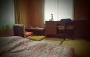 Kamar Tidur 6 International Guest House Tani House