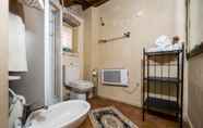 In-room Bathroom 3 Residence Porta Antica