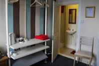 Toilet Kamar Angel Guest House