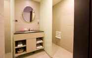 Bilik Mandi dalam Bilik 4 Taipei Charming City Hotel - Xinyi