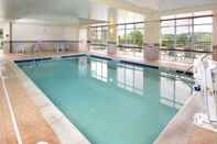 Swimming Pool Hampton Inn & Suites Durham/North I-85