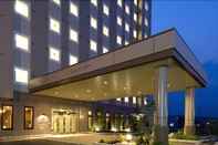 Bangunan Hotel Route - Inn Ena