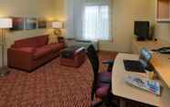 Common Space 7 TownePlace Suites by Marriott Nashville Airport