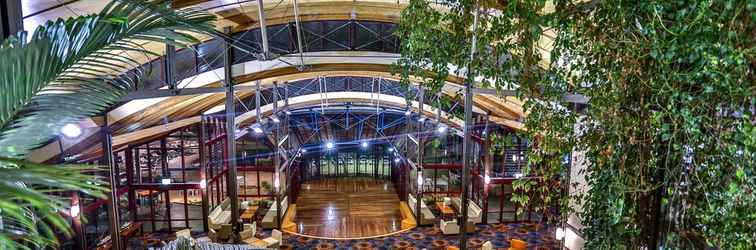 Lobby Kingfisher Bay Resort