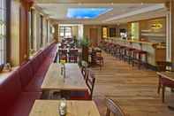 Bar, Cafe and Lounge Hotel-Restaurant Haus Hubertus