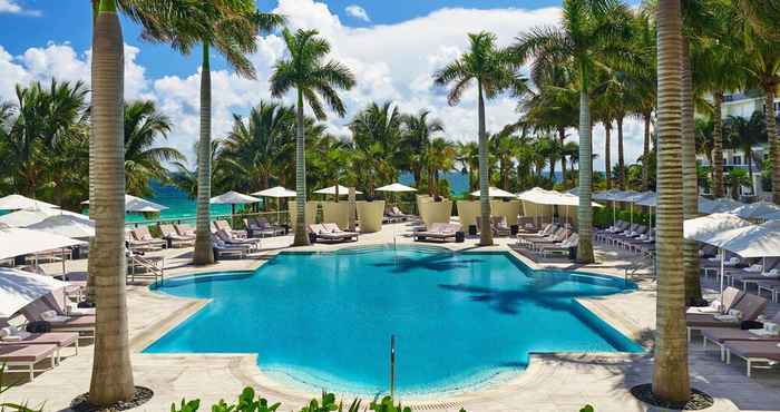 Kolam Renang THE ST. REGIS BAL HARBOUR RESORT