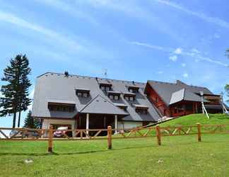 Exterior 2 Hotel Krvavec