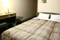 Kamar Tidur Hotel Route-Inn Court Kofu