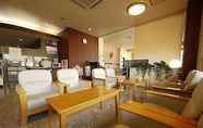 Sảnh chờ 2 Hotel Route Inn Takasakieki Nishiguchi